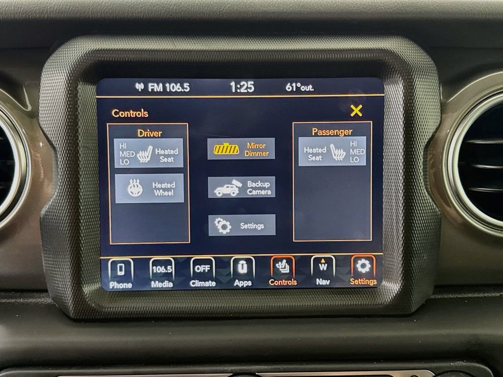 Used 2023 Jeep Wrangler Unlimited Sahara w/ Cold Weather Group AWD/4WD image 14