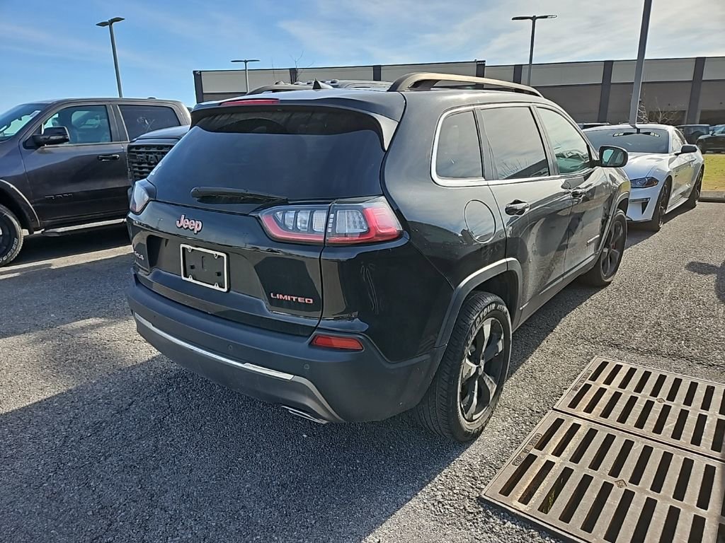 Used 2019 Jeep Cherokee Limited image 7