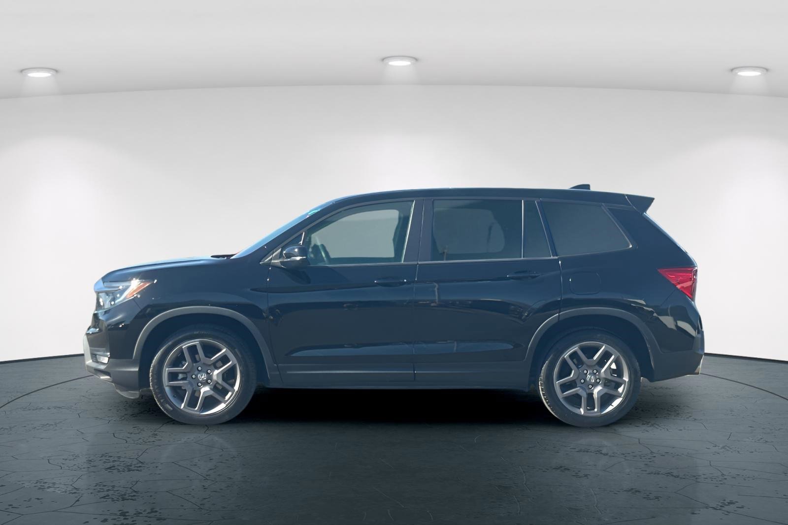 Used 2022 Honda Passport EX-L image 3