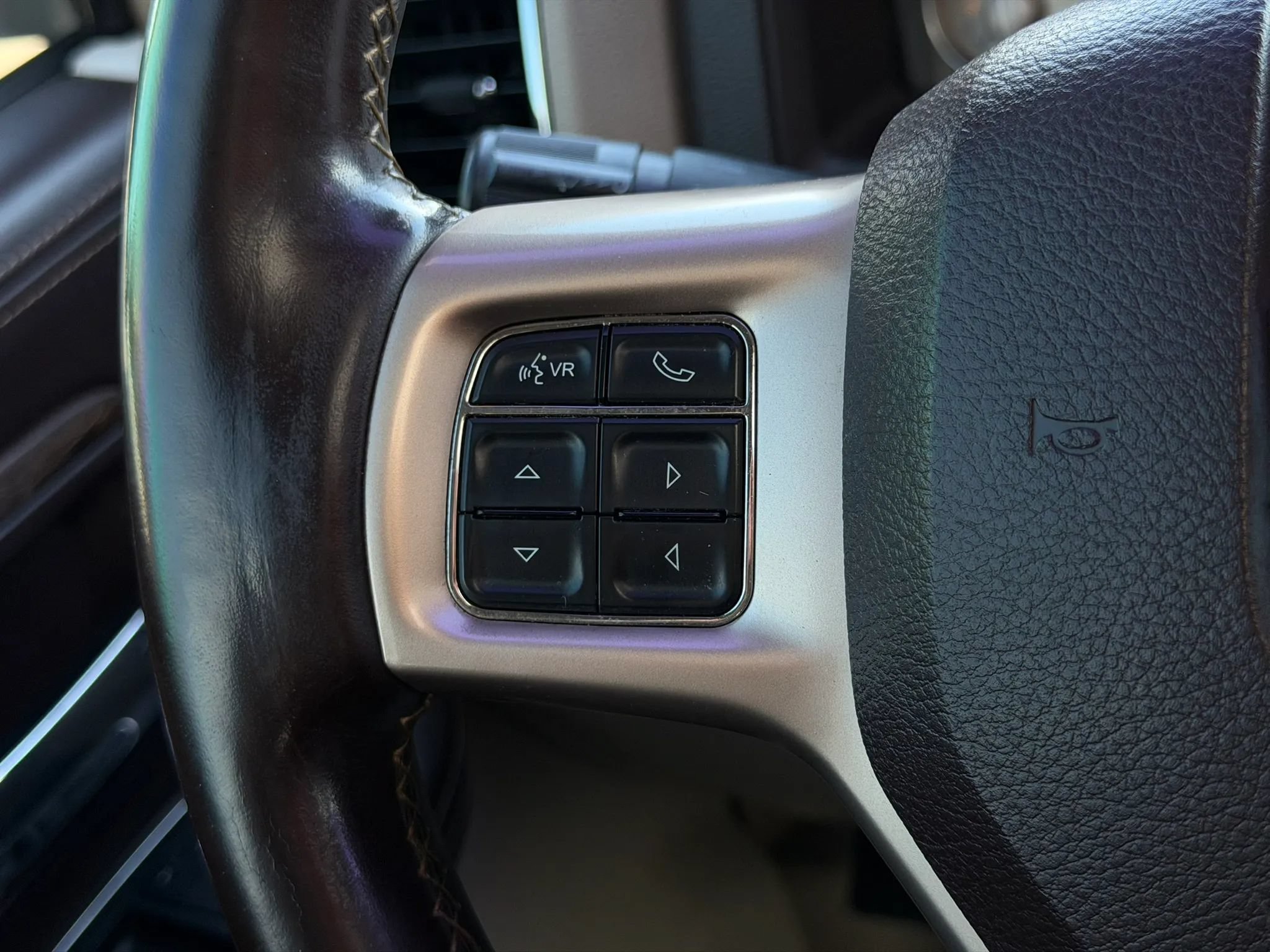 Used 2014 RAM 3500 Laramie Longhorn AWD/4WD image 26