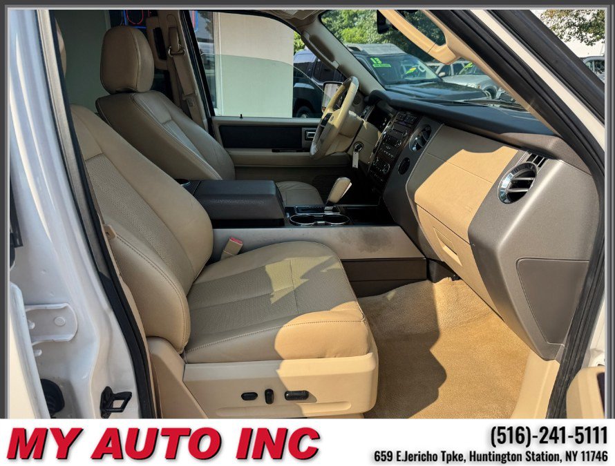 Used 2011 Ford Expedition XLT w/ 202A Rapid Spec Order Code AWD/4WD image 30