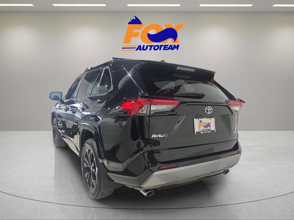 Certified 2024 Toyota RAV4 SE w/ Convenience Package AWD/4WD image 3