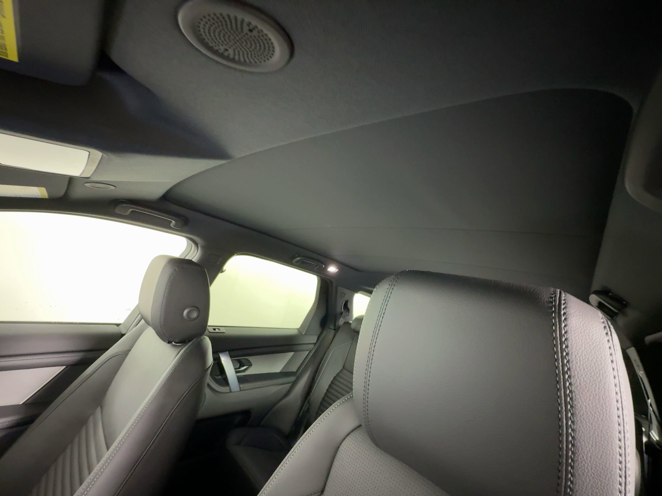 New 2026 Land Rover Discovery Sport Landmark image 25