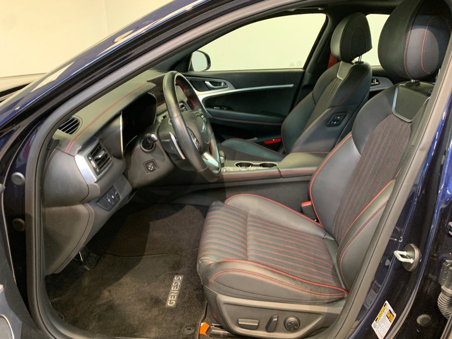 Used 2023 Genesis G70 2.0T w/ Sport Prestige Package image 18