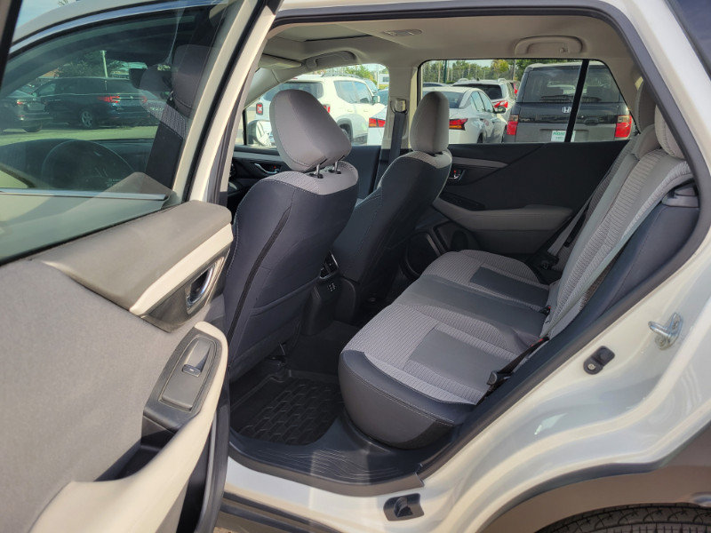 Used 2024 Subaru Outback Premium w/ Popular Package #1A AWD/4WD image 16