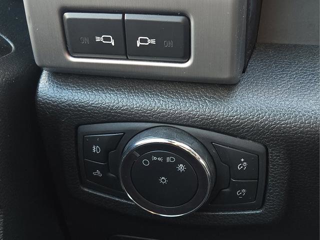 Used 2019 Ford F150 Platinum w/ Equipment Group 701A Luxury image 26