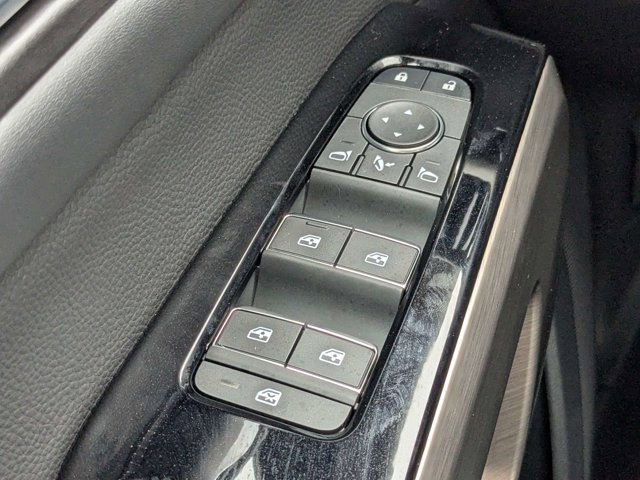 New 2025 Nissan Pathfinder Platinum w/ Black Appearance Package image 25