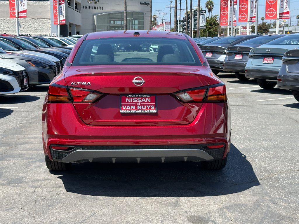 New 2026 Nissan Altima 2.5 SV FWD image 5