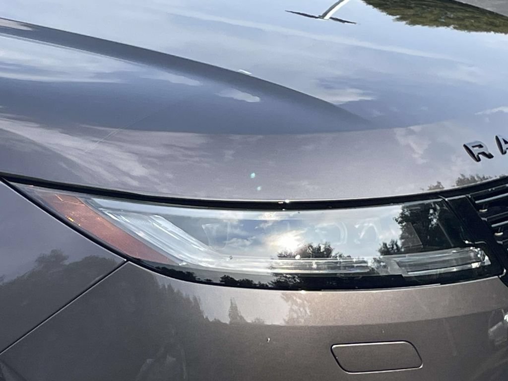 New 2026 Land Rover Range Rover Sport Dynamic SE AWD/4WD image 4