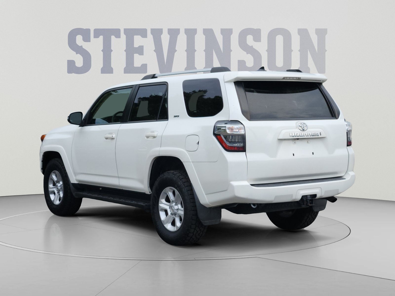 Used 2022 Toyota 4Runner SR5 Premium AWD/4WD image 3