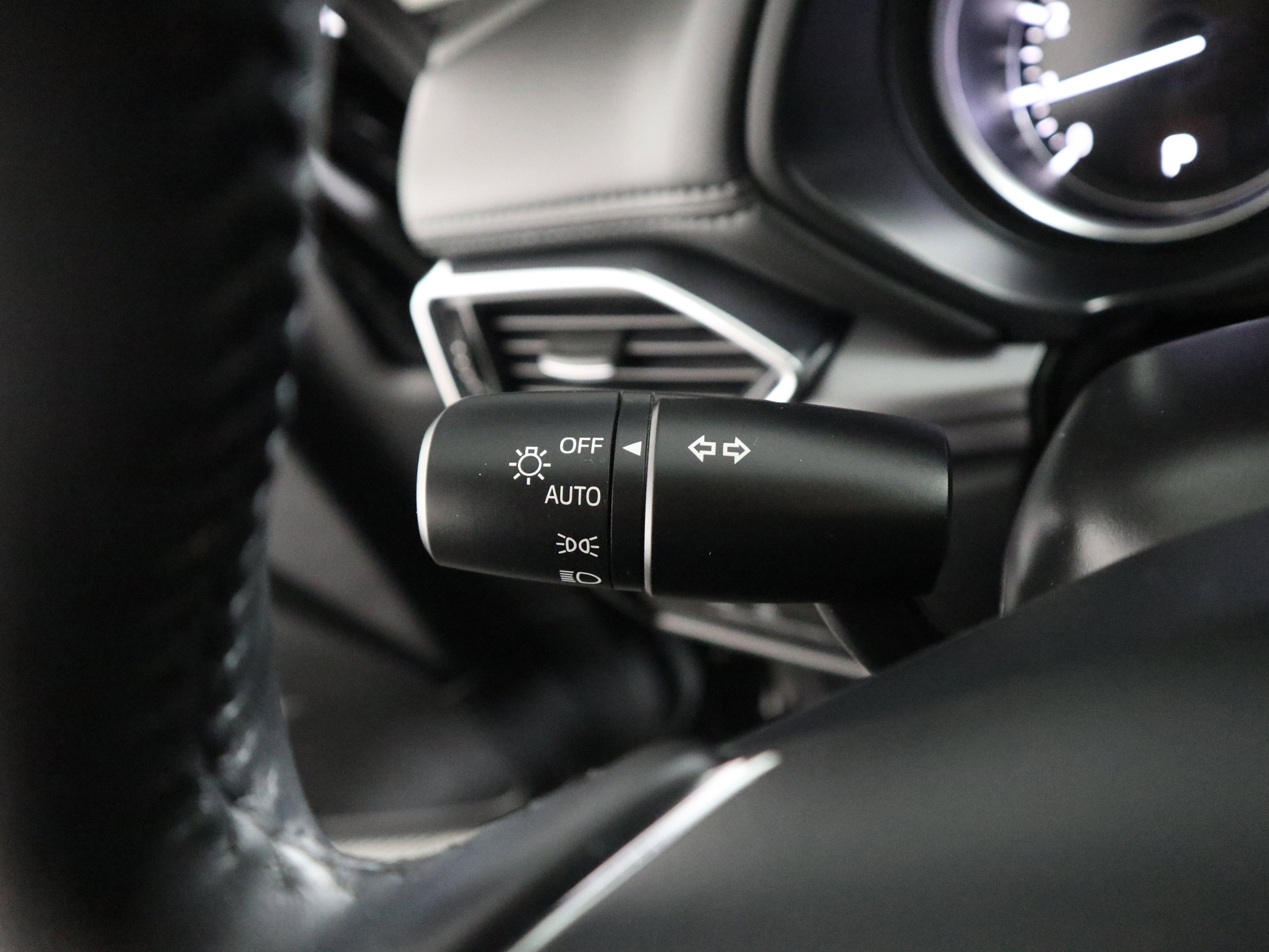 Certified 2025 MAZDA CX-5 AWD 2.5 S w/ Select Package image 25