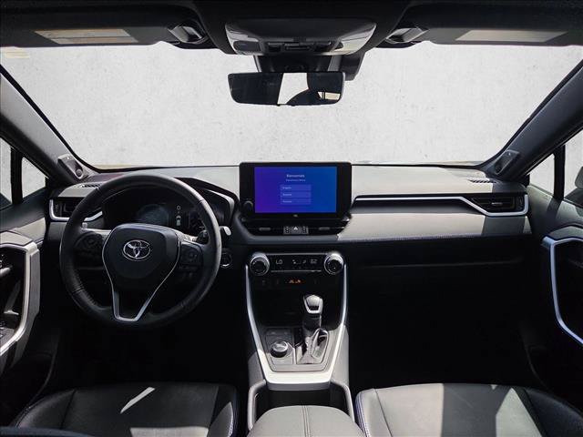 Used 2023 Toyota RAV4 XSE AWD/4WD image 16