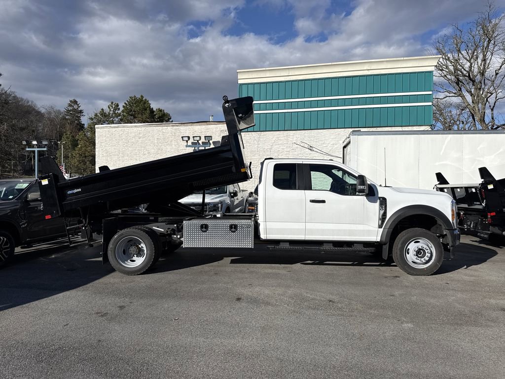 New 2026 Ford F550 4x4 Supercab Super Duty image 3