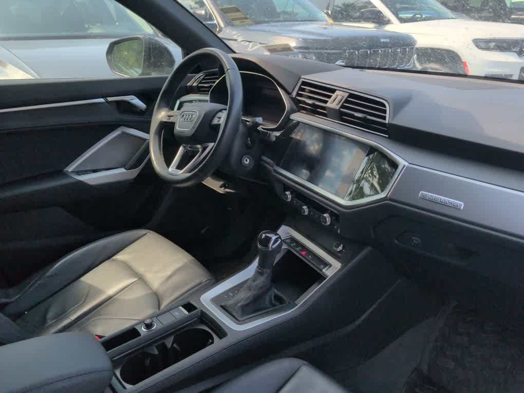 Used 2022 Audi Q3 2.0T Premium Plus AWD/4WD image 3