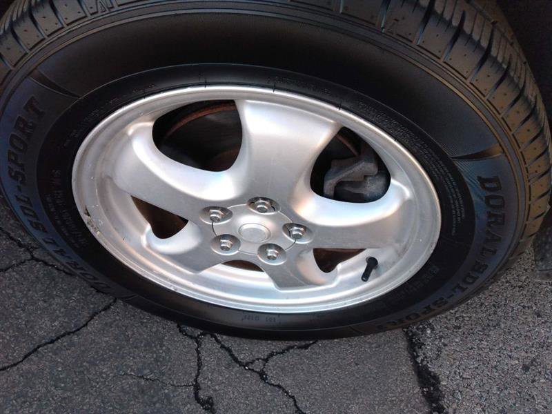 Used 2004 Ford Taurus SES image 3