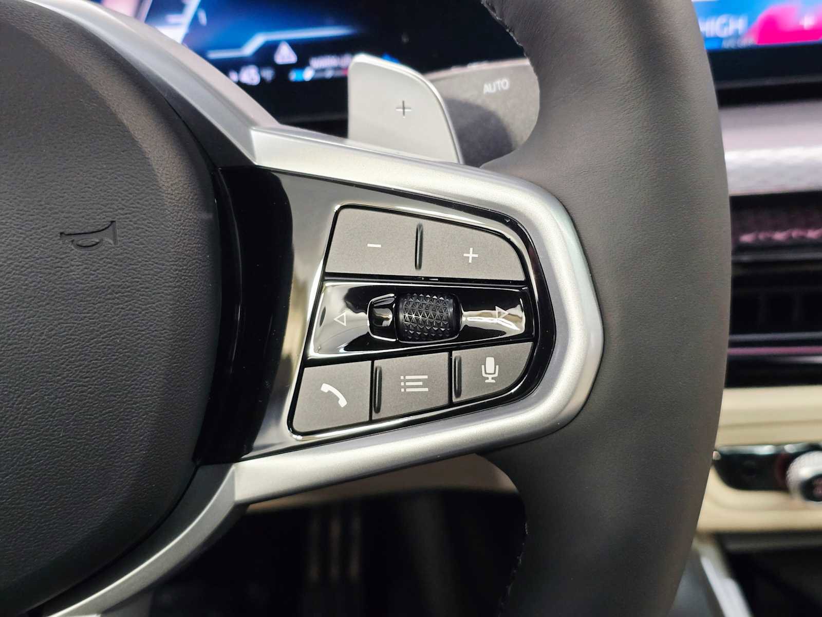 New 2026 BMW 330i xDrive Sedan w/ M Sport Package image 19