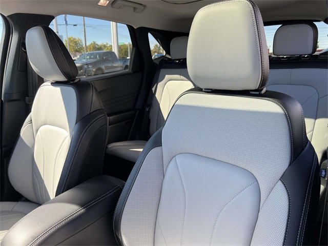 New 2026 Ford Escape Platinum w/ Premium Technology Package image 25