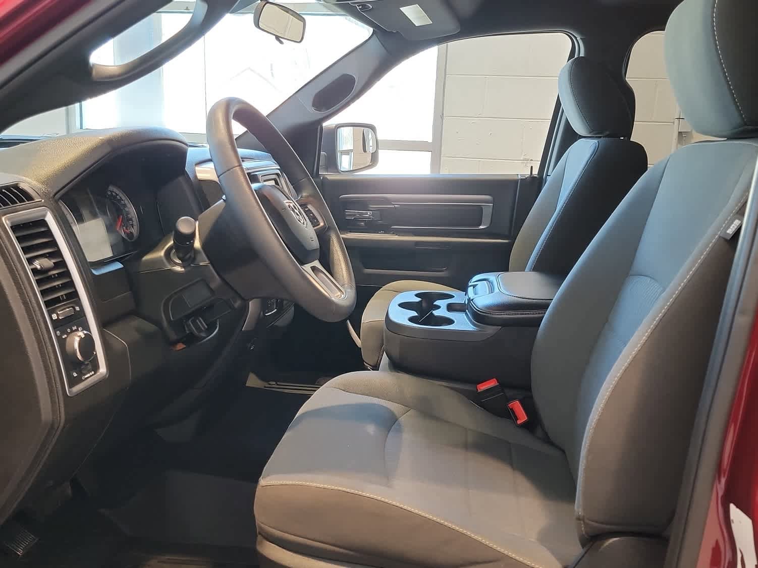 Used 2023 RAM 1500 Classic Warlock image 12