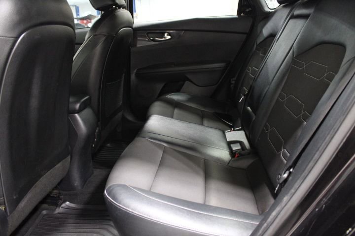 Used 2021 Kia Forte GT-Line w/ GT-Line Premium Package image 18