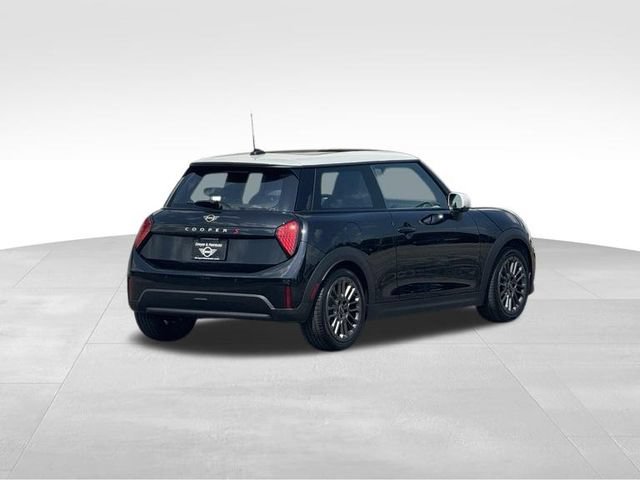 Used 2025 MINI Cooper S FWD image 4