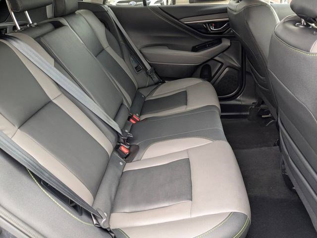 Used 2025 Subaru Outback Onyx Edition AWD/4WD image 27
