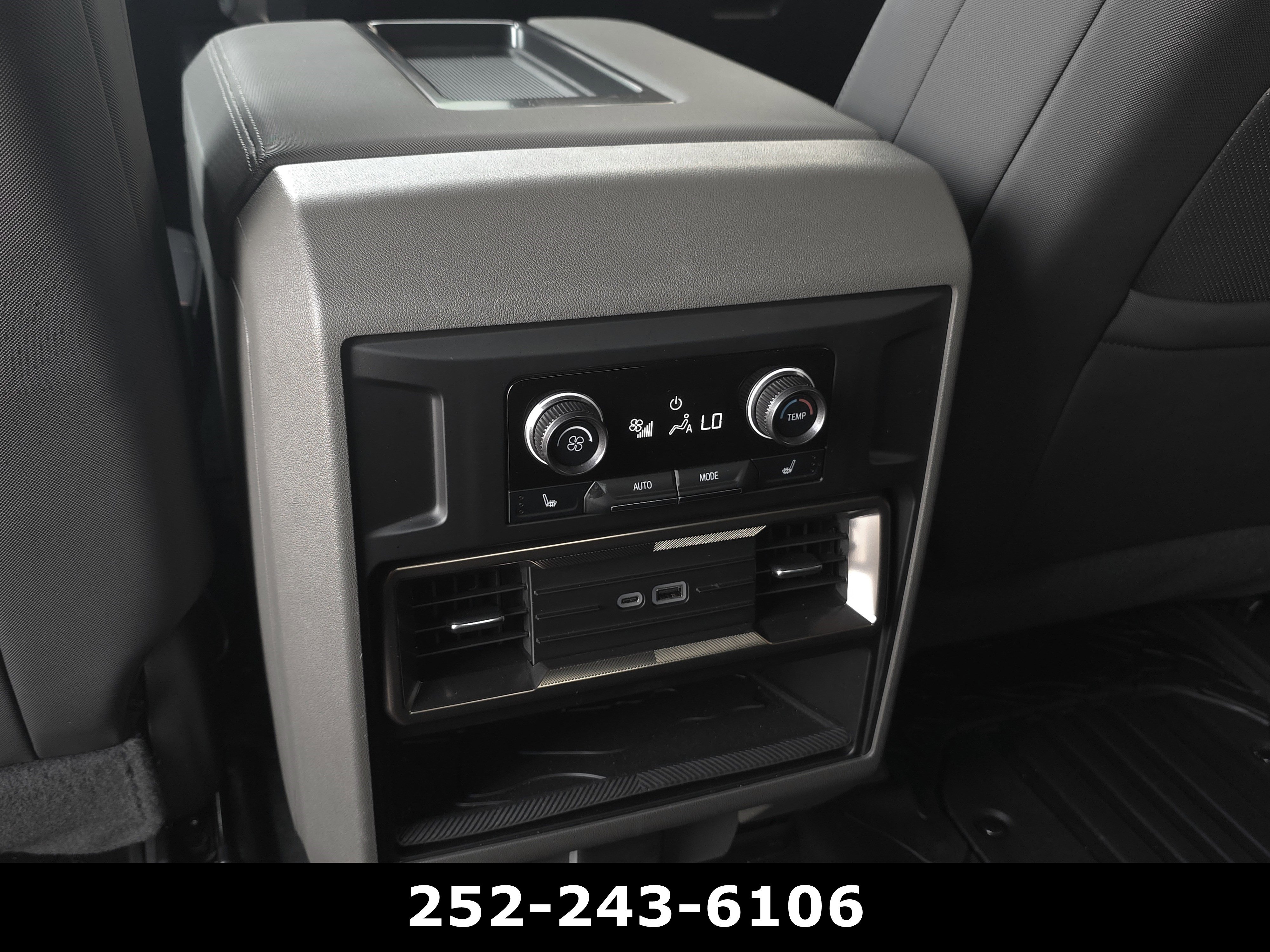 Used 2025 GMC Hummer EV 3X AWD/4WD image 36