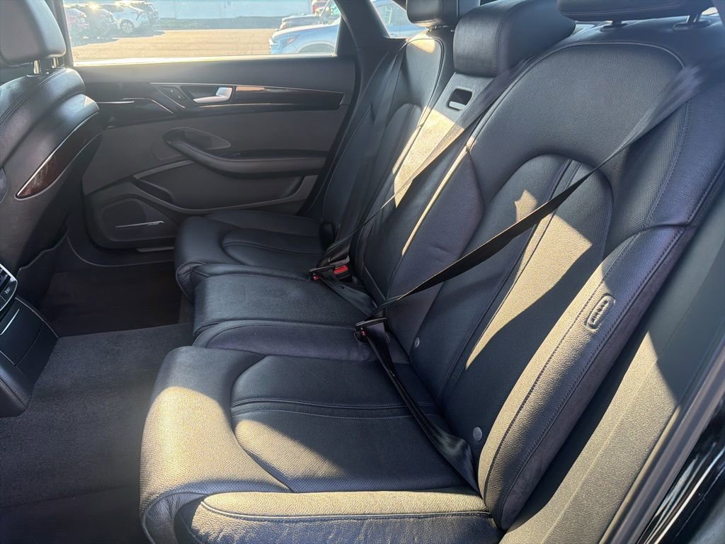 Used 2017 Audi A8 L 3.0T w/ Executive Package image 18