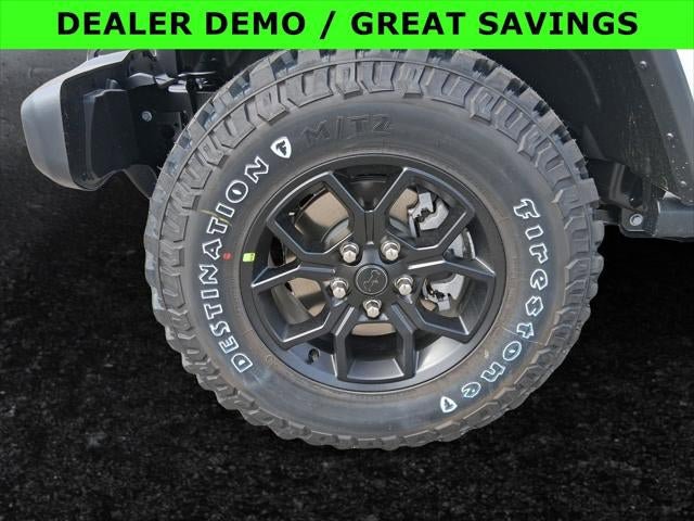 New 2025 Jeep Gladiator Willys image 31