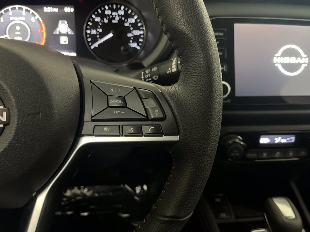 Used 2024 Nissan Kicks SR FWD image 58