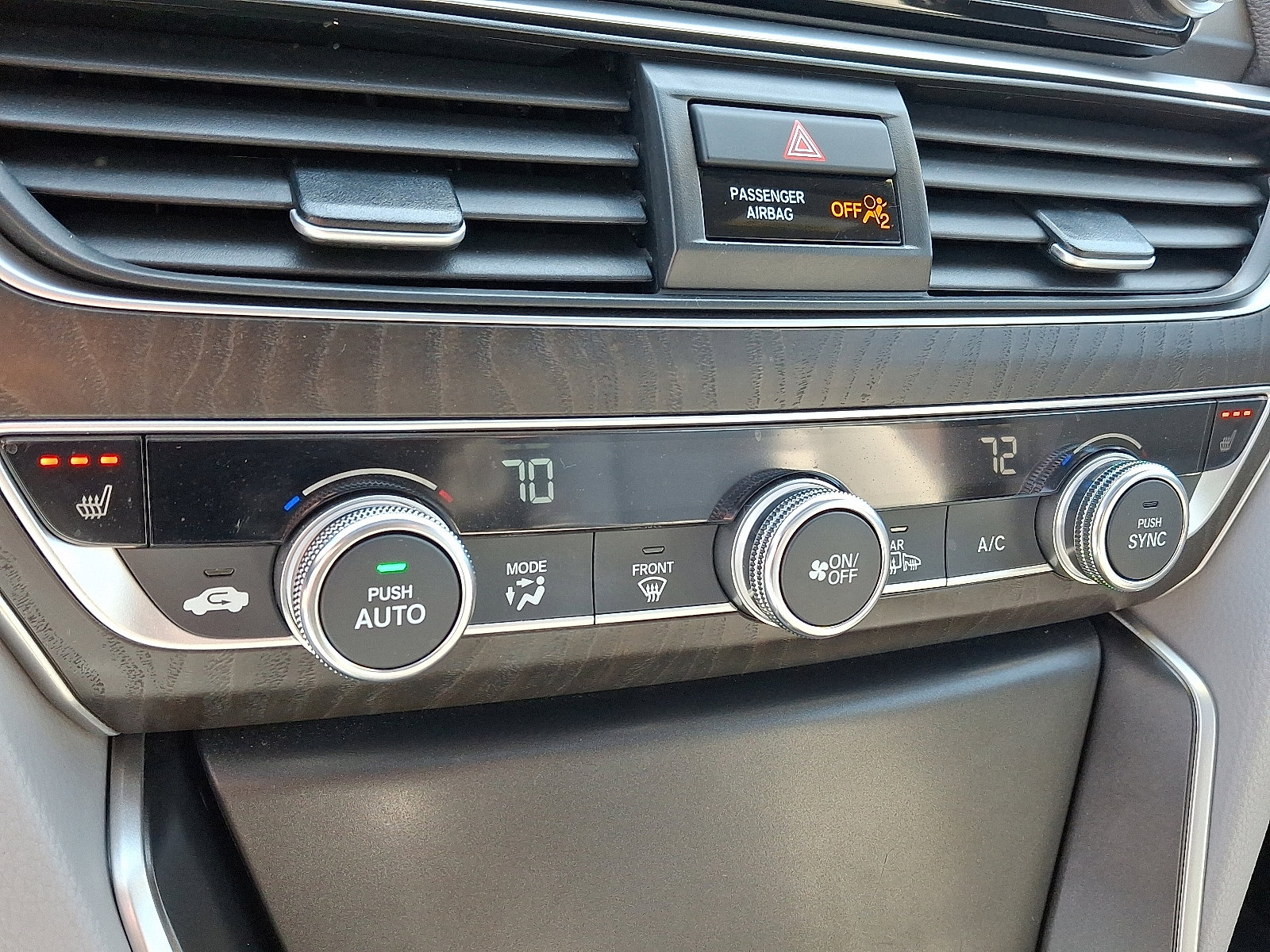 Used 2018 Honda Accord EX image 16