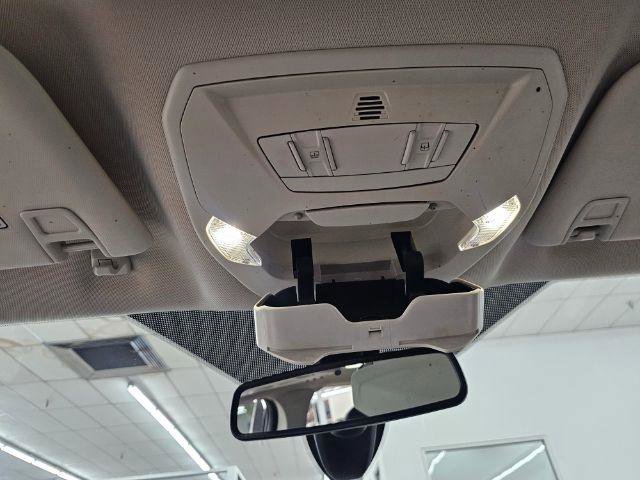 Used 2017 Ford Escape Titanium image 25