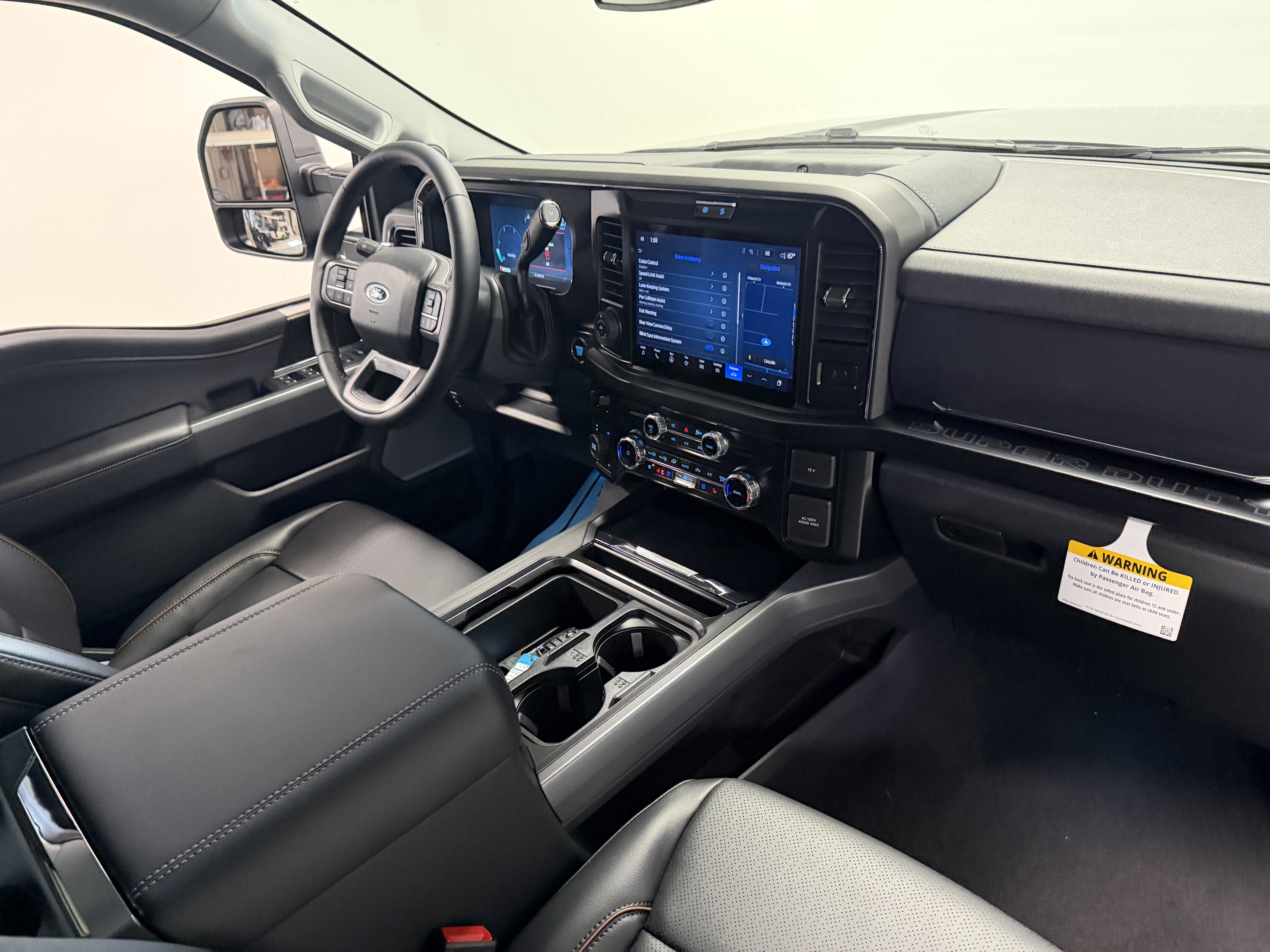 New 2026 Ford F250 Lariat w/ Black Appearance Package image 30