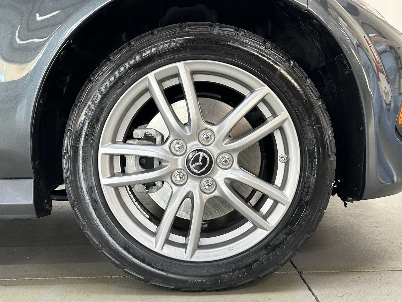 Used 2014 MAZDA MX-5 Miata Sport image 23