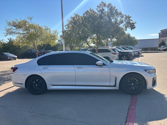 Used 2020 BMW 750i xDrive w/ Executive Package AWD/4WD image 4