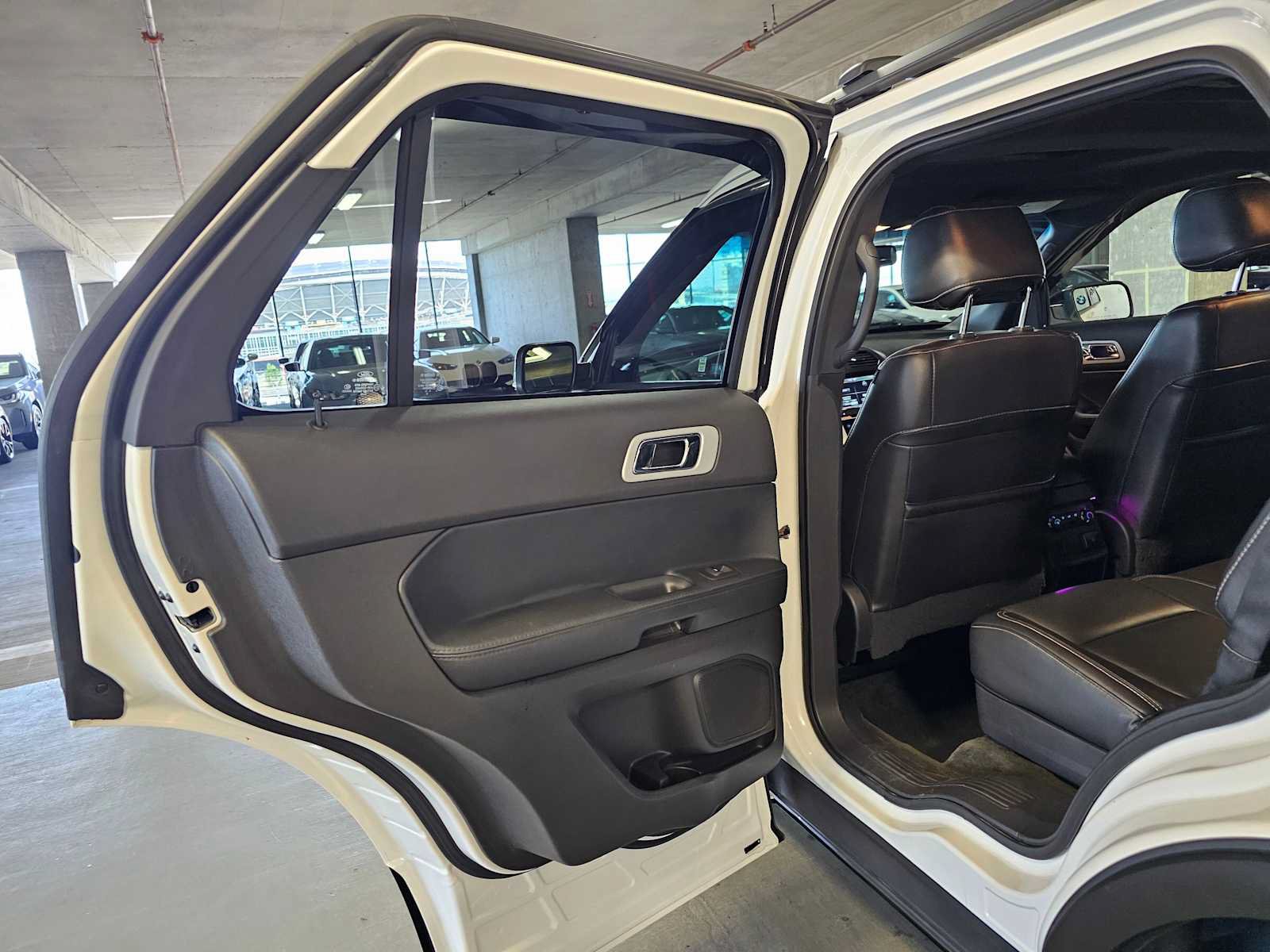 Used 2014 Ford Explorer Sport w/ Equipment Group 401A AWD/4WD image 29