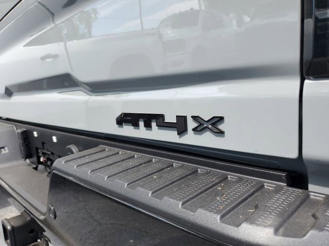 Used 2025 GMC Sierra 2500 AT4X AWD/4WD image 7