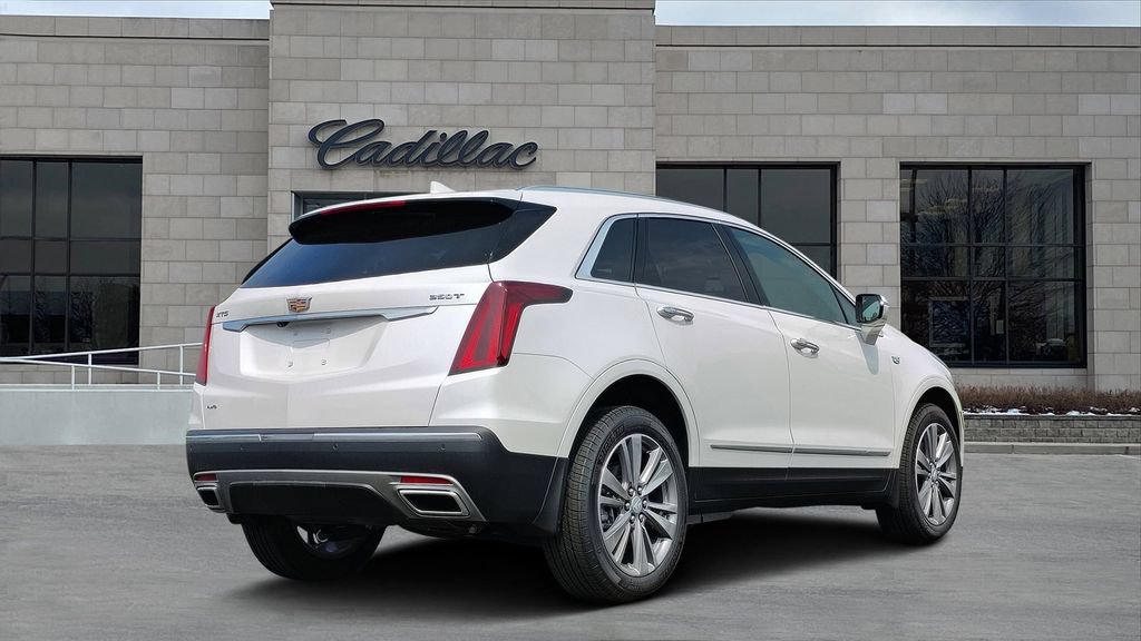New 2025 Cadillac XT5 Premium Luxury w/ LPO, Floor Liner Package AWD/4WD image 3