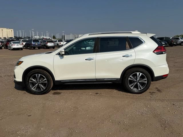 Used 2017 Nissan Rogue SL w/ SL Premium Package AWD/4WD image 2