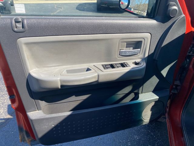 Used 2008 Dodge Dakota Laramie image 11