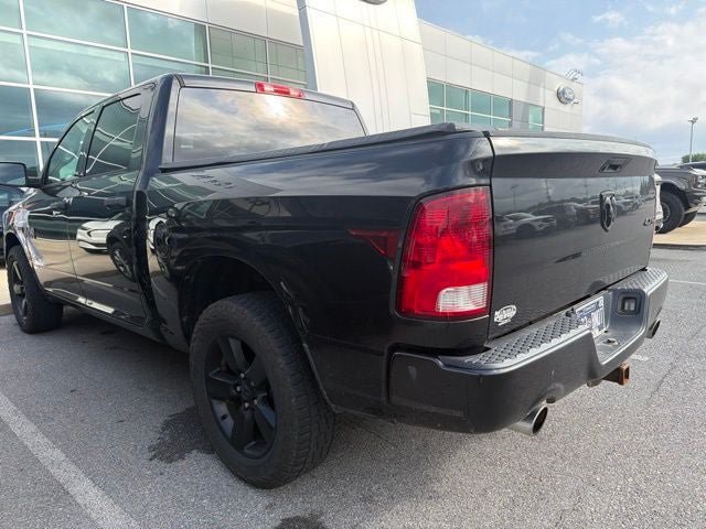 Used 2018 RAM 1500 Express w/ Black Ram 1500 Express Group AWD/4WD image 10