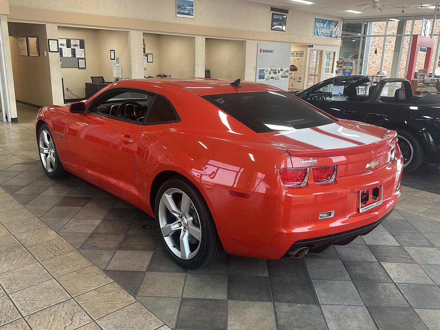 Used 2011 Chevrolet Camaro SS RWD image 5