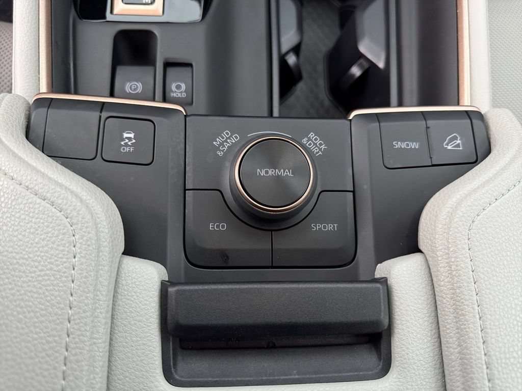 Used 2026 Toyota Grand Highlander AWD Hybrid image 19
