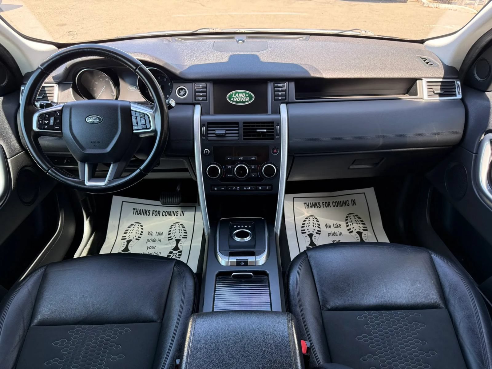 Used 2018 Land Rover Discovery Sport SE AWD/4WD image 19