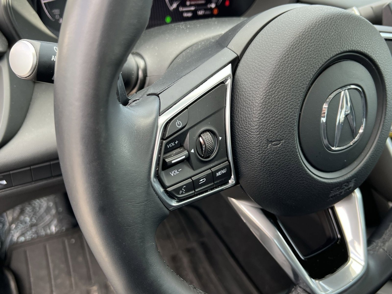 Certified 2025 Acura TLX w/ Technology Package image 30