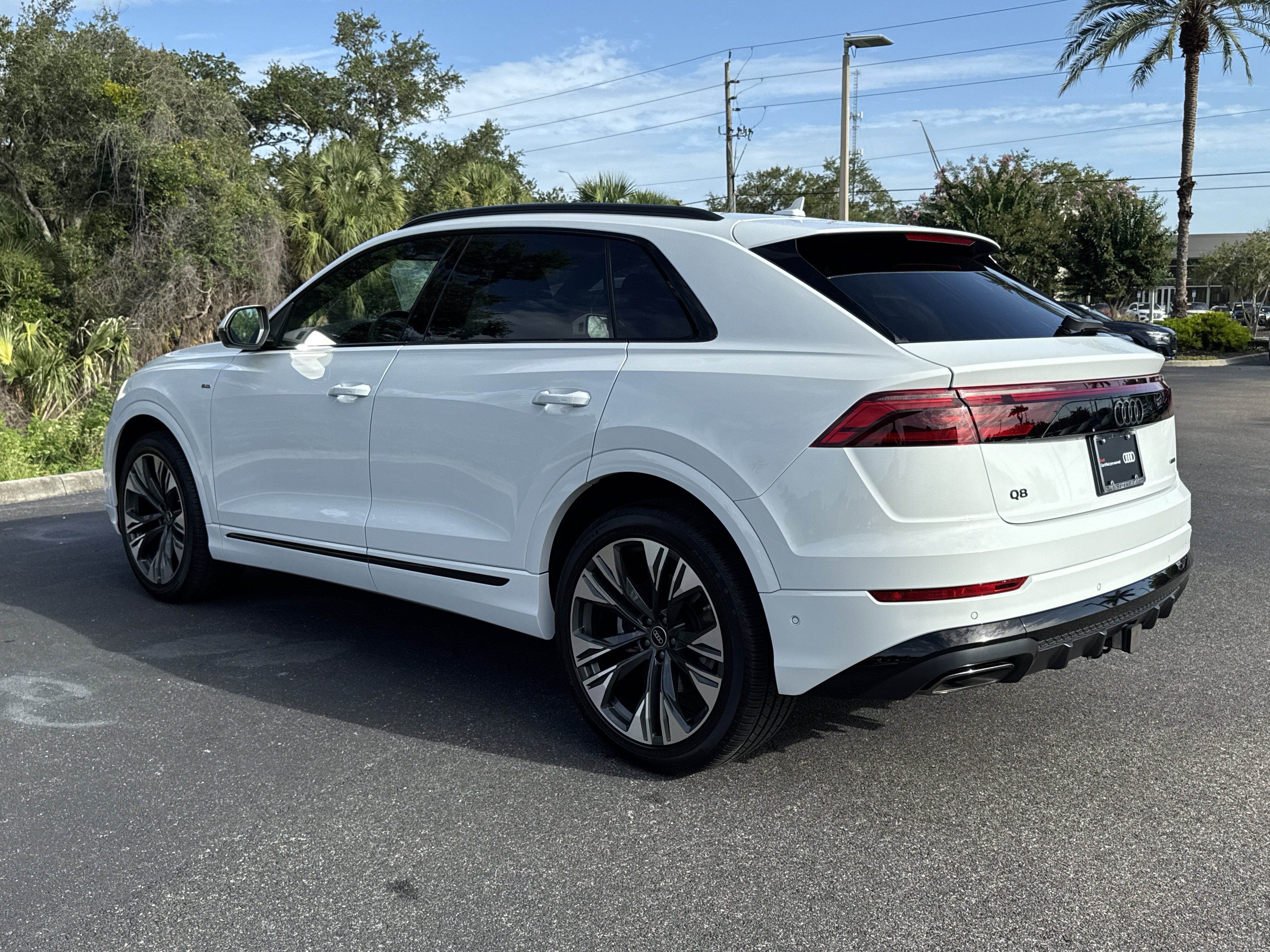Certified 2026 Audi Q8 Premium Plus w/ Premium Plus Package AWD/4WD image 6