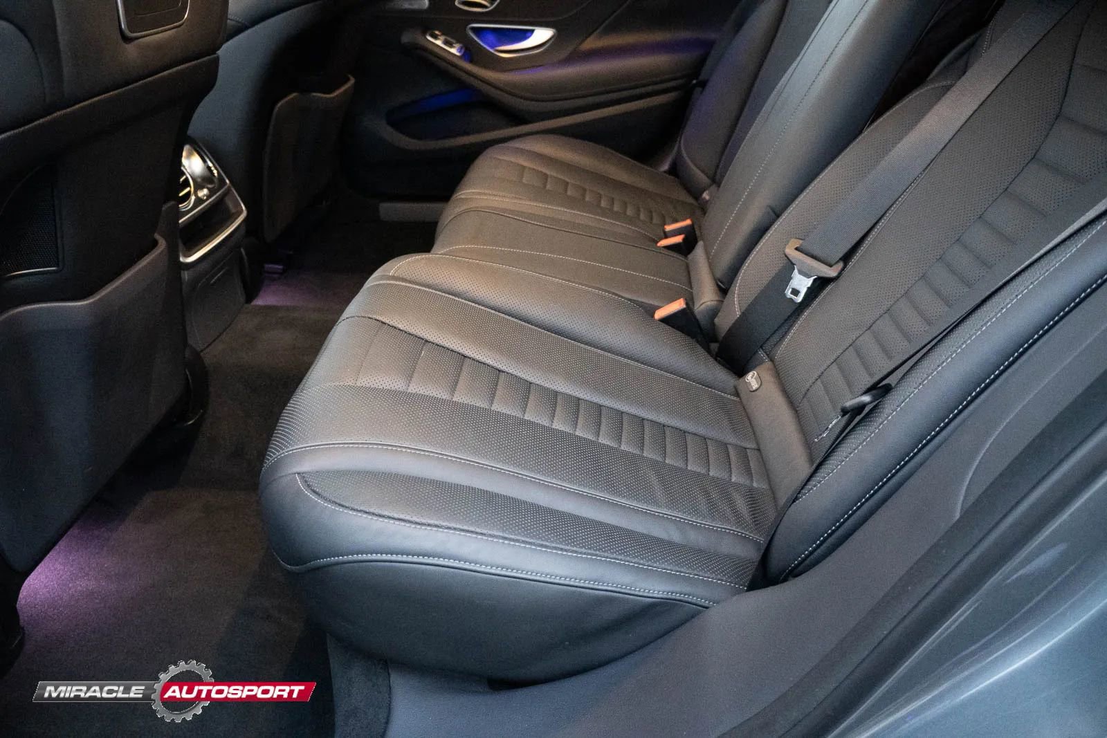 Used 2018 Mercedes-Benz S 560 S 560 4MATIC Sedan 4D image 25