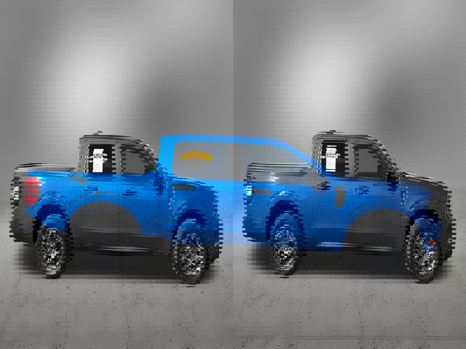 Used 2025 Ford Maverick XLT w/ Equipment Group 301A image 5