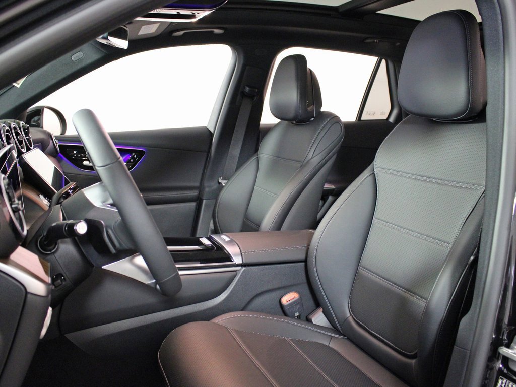 Certified 2025 Mercedes-Benz GLC 300 4MATIC image 12