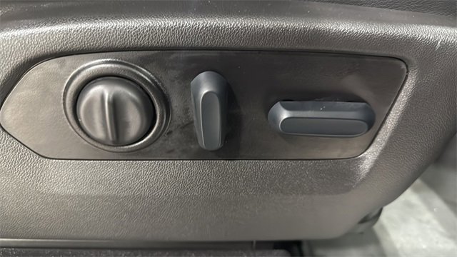 Used 2022 Chevrolet Silverado 3500 High Country w/ Safety Package II image 33