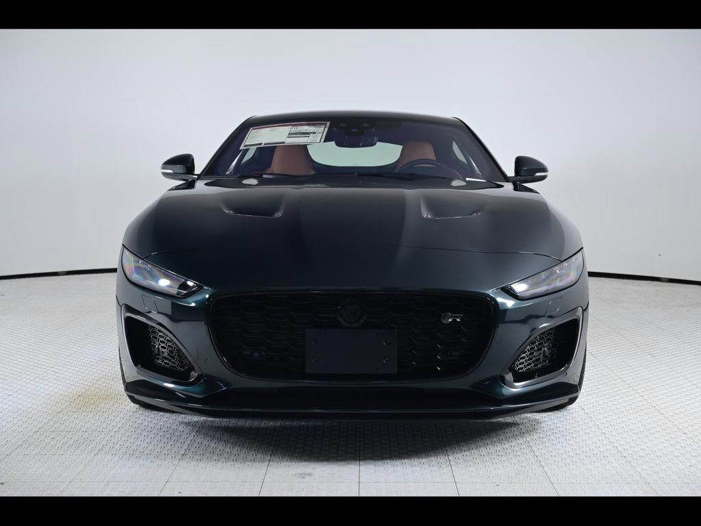 Used 2024 Jaguar F-TYPE R AWD/4WD image 8